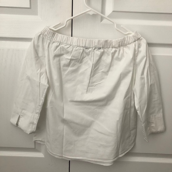 Off the shoulder white blouse - Picture 2 of 2